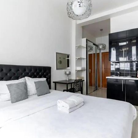 Canal St Martin : Charming Cosy Studio ปารีส ภายนอก รูปภาพ
